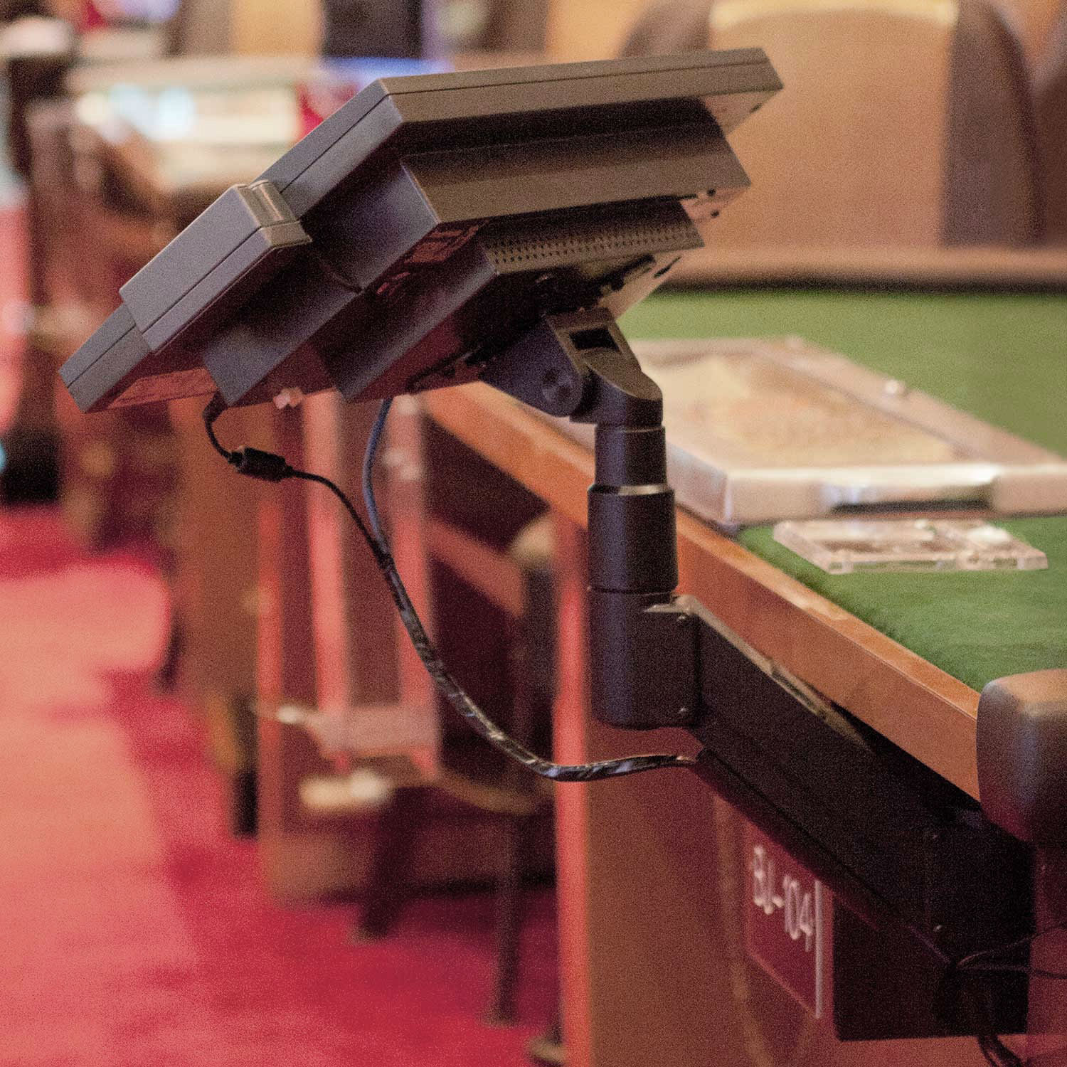 3520 - Under-Table Monitor Mount - Image 3